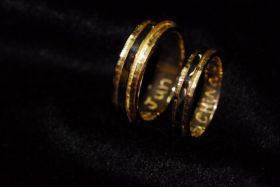 シェイブした質感をそのまま残して、<br>シンプル&ワイルドに